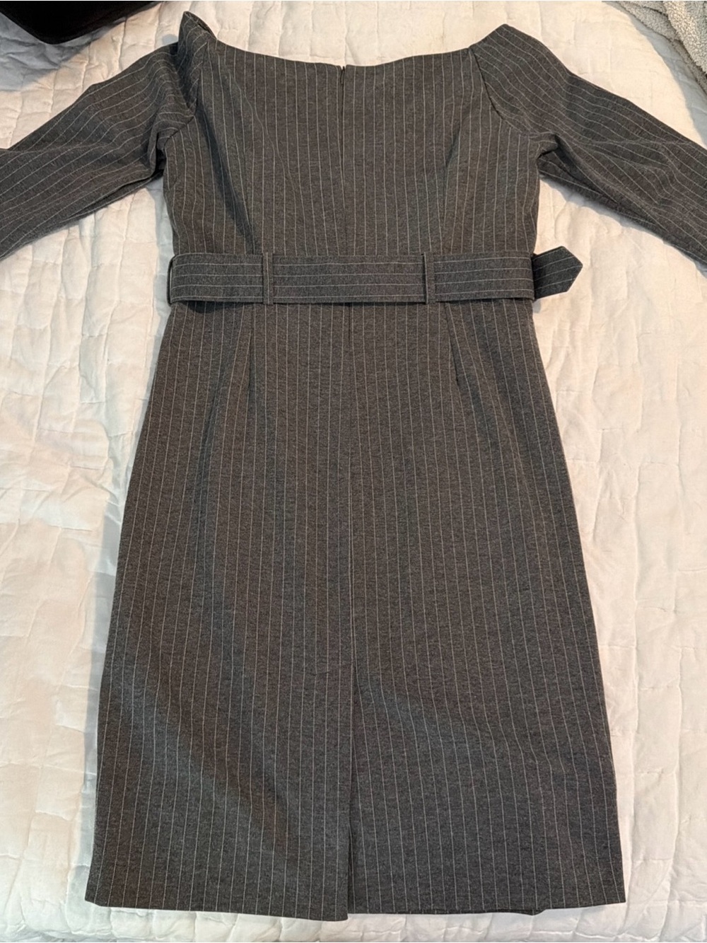 Gretchen Scott Bantau Dress Gray Pinstripe Classy Elegant Pencil L Stretch - Picture 6 of 8